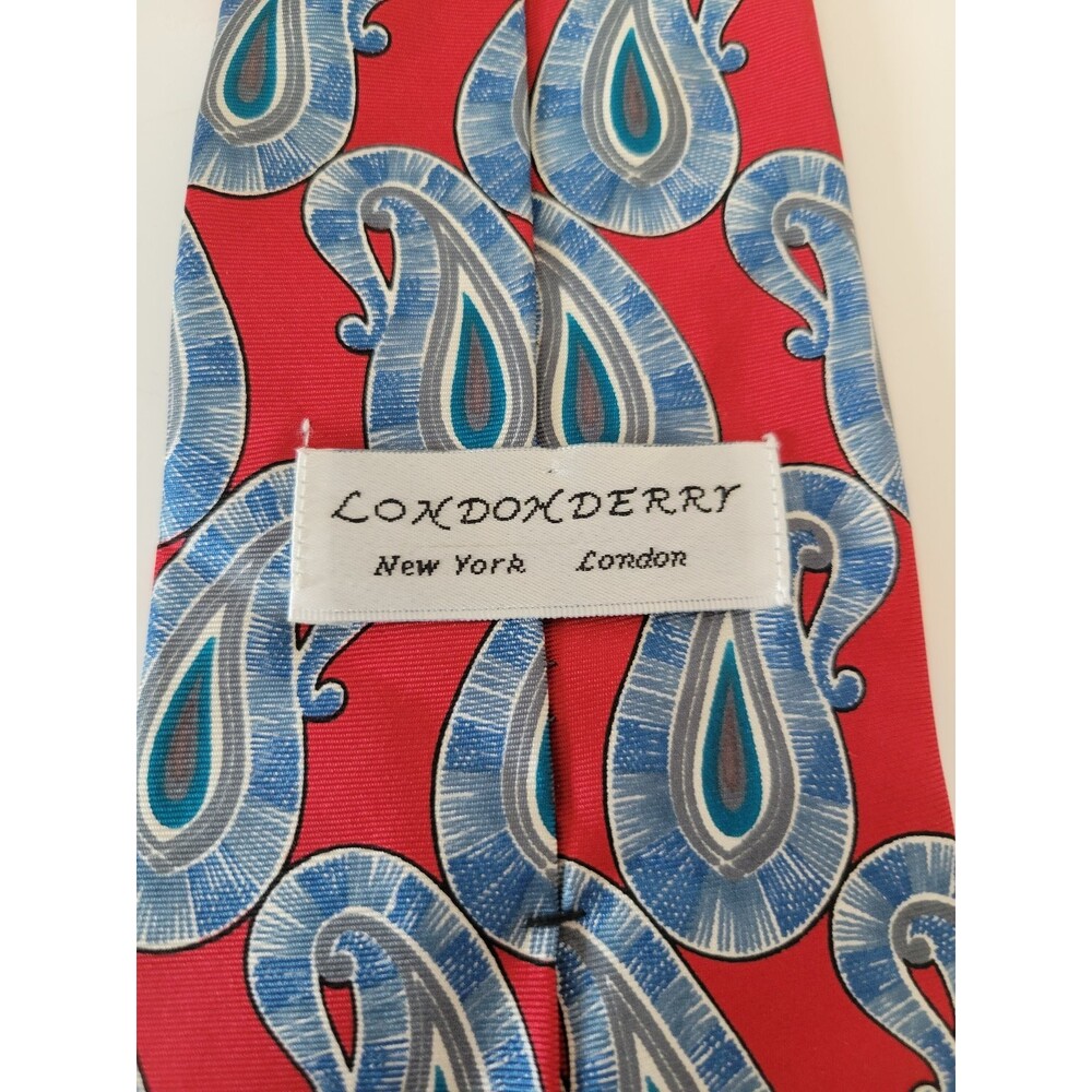 Londonderry Men's Tie Red Blue Paisley 100%‎ Silk Classic Pattern